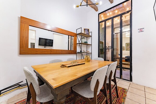 Dining - Spacious Home in the Heart of Condesa (Ciudad de México)