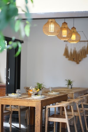 Restaurant - Tattva Uluwatu, Surf & Yoga (Jimbaran)