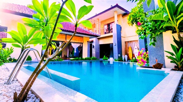 Outdoor pool - Tattva Uluwatu, Surf & Yoga (Jimbaran)