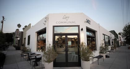 King Suite Steps to Oceanside Beach W/ Private Patio & Grill + Free Parking