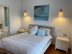 3 bedrooms, iron/ironing board - Sea Palms Beach House - Port Macquarie (Port Macquarie)