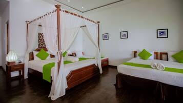 Deluxe Family Suite, Lake View