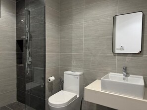 Slippers, towels - Trion Suites KL By DSM (Kuala Lumpur)