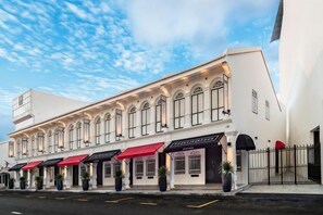 Exterior - Bahari Parade Hotel Managed By The Ascott Limited  (George Town)