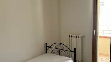 3 Schlafzimmer, BĂŒgeleisen/BĂŒgelbrett, WLAN, BettwĂ€sche