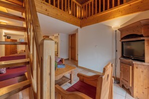 Televisión y reproductor de DVD 