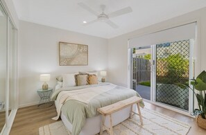 3 bedrooms, individually decorated, individually furnished