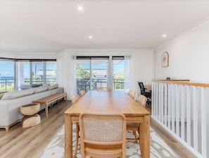 Townhome, 3 Bedrooms, Sea View | Dining room