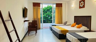 Kandy Hub Guest House 
