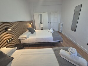 3 chambres, fer et planche à repasser, Wi-Fi gratuit, draps fournis