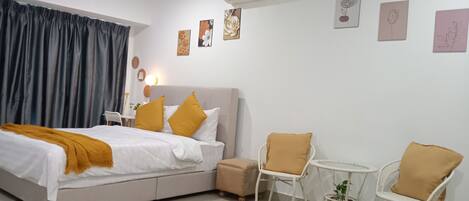 Fer et planche à repasser, Wi-Fi, draps fournis