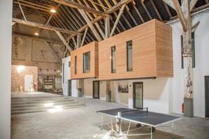 Unclassified image, 3 of 65, button