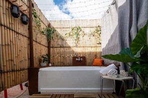 Spa - Diamond Retreat Master Chambre
(Koolbai)