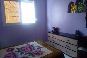 4 Schlafzimmer, Bügeleisen/Bügelbrett, WLAN, Bettwäsche