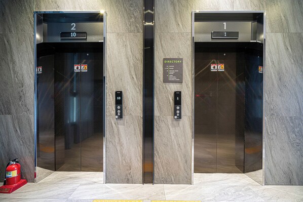 Lift - The Western Busan Hotel by StayNEO (Busan)