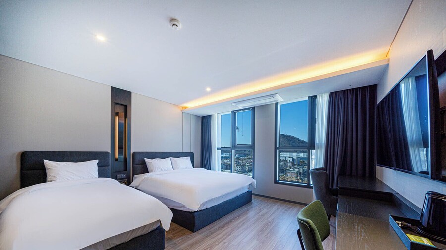 The Western Busan Hotel by StayNEO