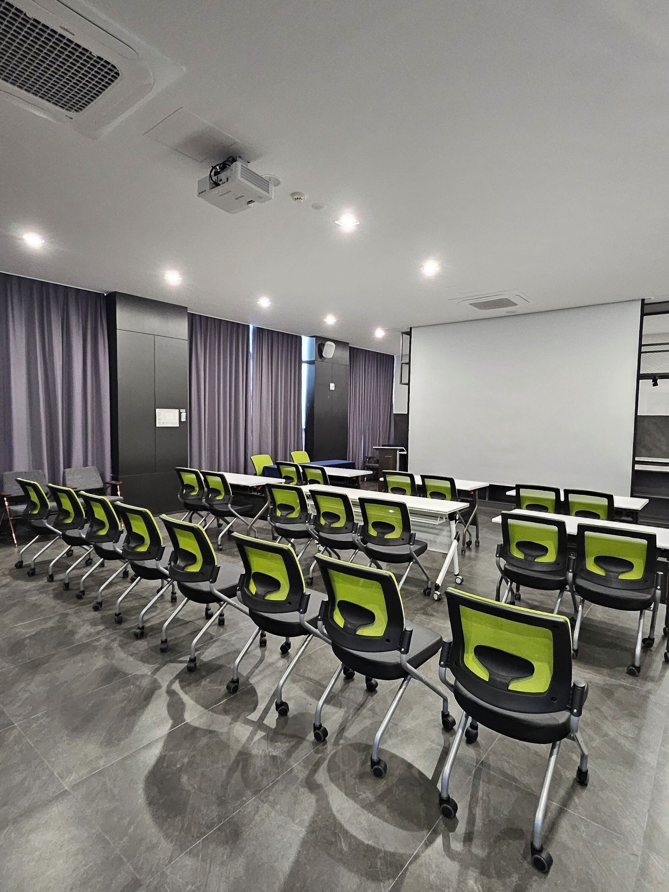 Foto - The Western Busan Hotel By STAYNEO