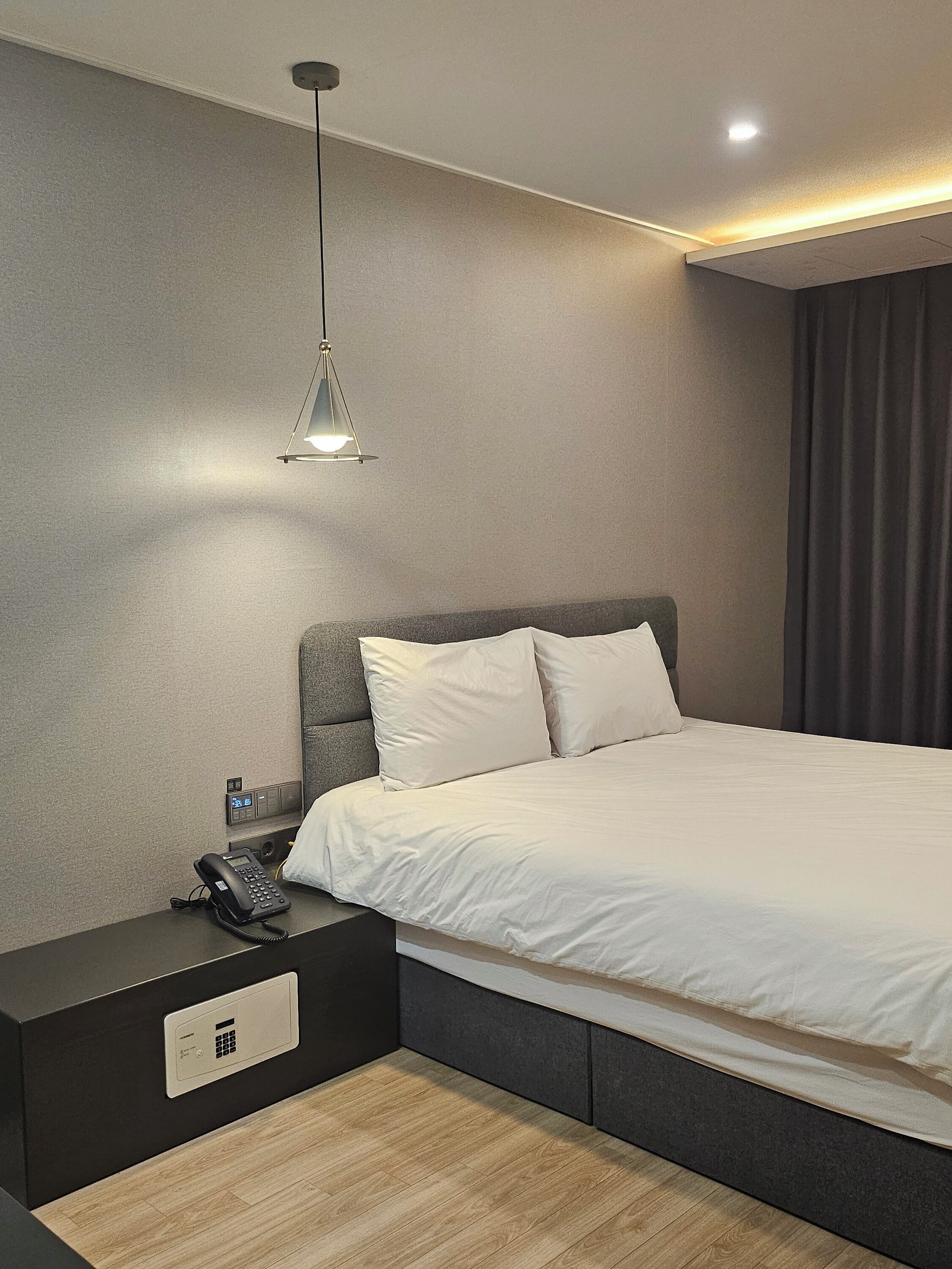 Superior Room, City View | In-room safe, desk, laptop workspace, blackout drapes