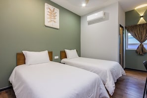 Deluxe House, 5 Bedrooms, Garden View - Heaven 5BR Garden Inn by uBook (Butterworth)