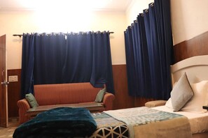 Economy Villa, Balcony, Mountain View | 3 bedrooms, free WiFi, bed sheets