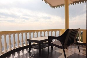 Villa Économique, balcon, vue montagne | Balcon