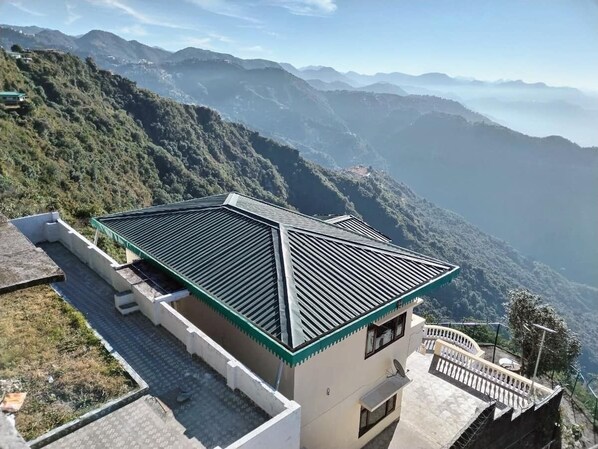 Entrée de l’hébergement