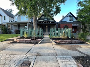 Exterior - Beautiful Victorian W Highlands! (Denver)