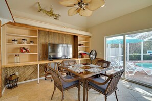 Dining - Laid-Back Luxury: Home w/ Pool Near Bowman’s Beach (Sanibel)