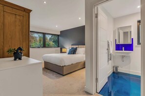 4 chambres, bureau, fer et planche à repasser, Wi-Fi