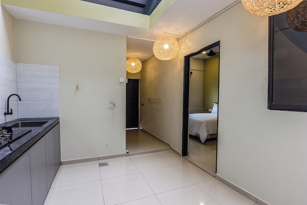 Deluxe House, 3 Bedrooms | Private kitchenette - Kimsar 3BR Family Inn by uBook (Perai)