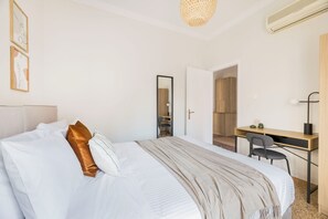 2 bedrooms, desk, soundproofing, iron/ironing board
