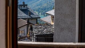 Interior - Oasis of Alpine Comfort in Valtournenche: A Ski Week Just Steps from Everything (Paquier)