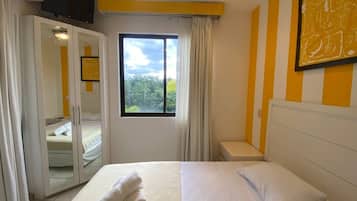 1 bedroom, iron/ironing board, free WiFi