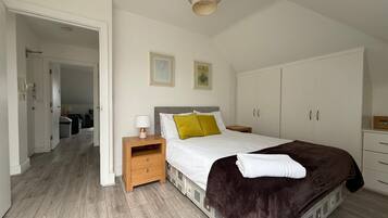 2 bedrooms, iron/ironing board