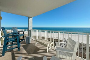 Unclassified image, 3 of 49, button