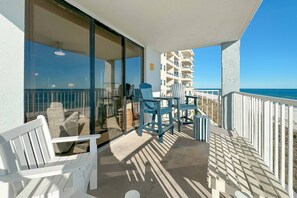 Unclassified image, 2 of 49, button