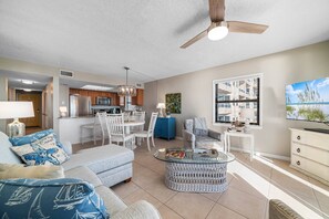 Unclassified image, 4 of 49, button