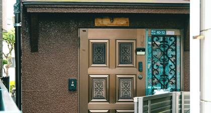 Good access to Tokyo/ 3rd floor residence/ Rental/ Rooftop/ Pets allowed/ Capacity for 5 people