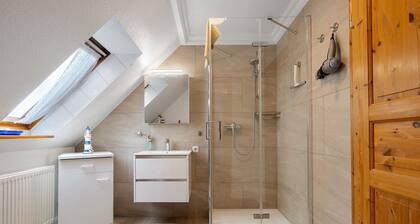 Apartment 'Ferienwohnung 2' with Shared Garden and Wi-Fi