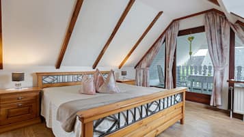 1 bedroom, free WiFi, bed sheets