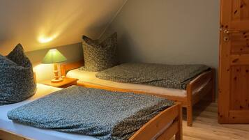 2 Schlafzimmer, Bügeleisen/Bügelbrett, kostenloses WLAN, Bettwäsche