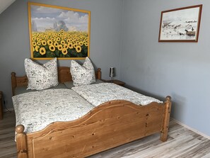 2 Schlafzimmer, Bügeleisen/Bügelbrett, kostenloses WLAN, Bettwäsche