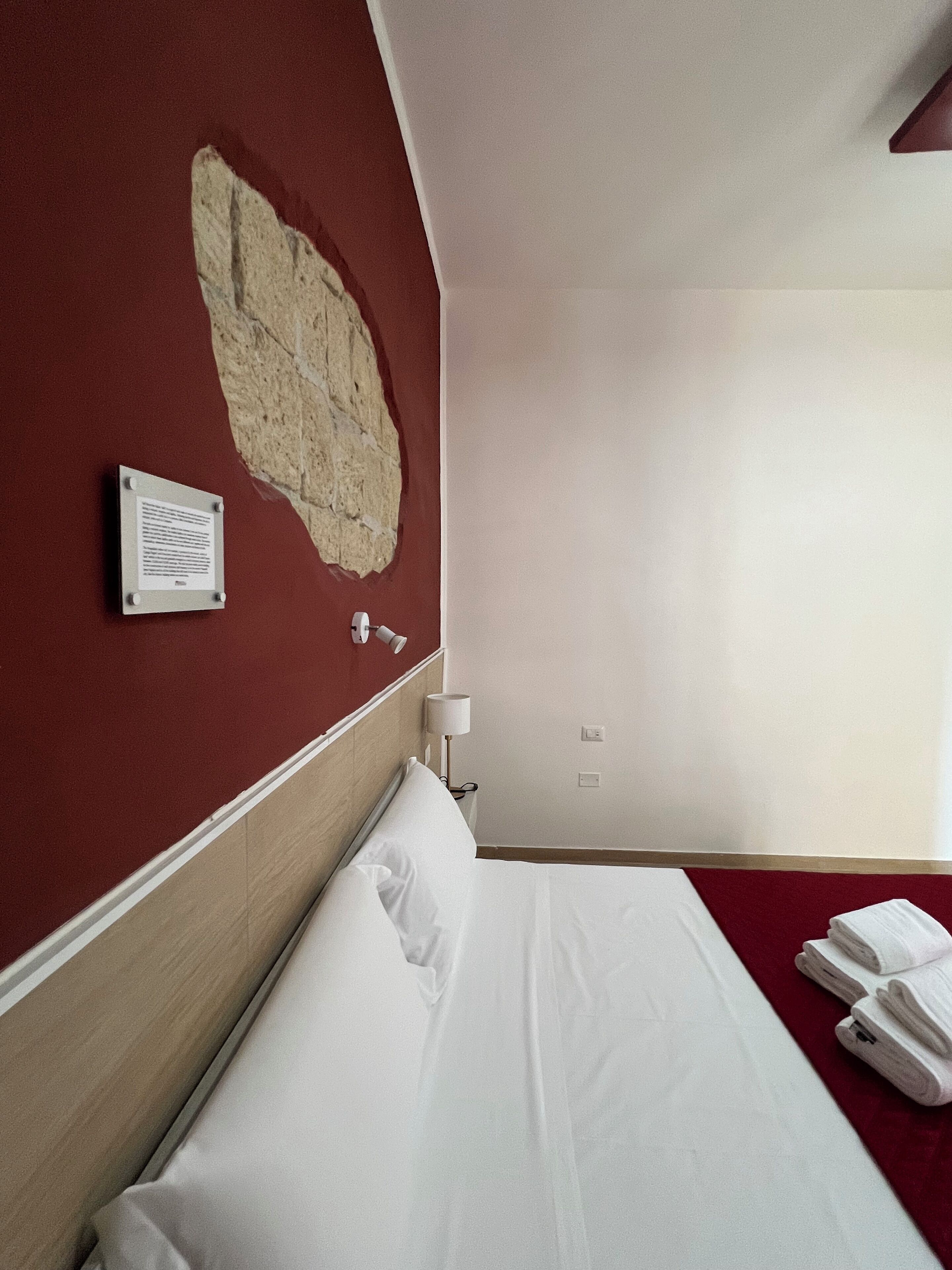 Photo - Napoli Central Gate