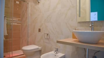 Matrimoniale Deluxe Con Balcone | In-room safe, free WiFi, bed sheets