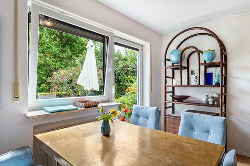 Ferienwohnung 'Fewo-loh4-sinsheim' mit Privatterrasse, Gemeinschaftsgarten und Wi-Fi