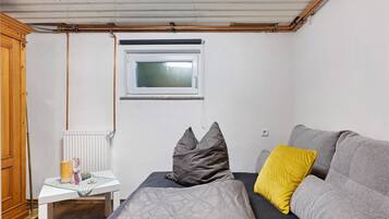 1 Schlafzimmer, Bügeleisen/Bügelbrett, kostenloses WLAN, Bettwäsche