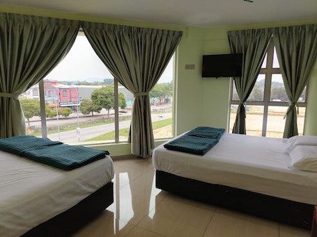 Superior Quadruple Room | 1 bedroom, free WiFi, bed sheets