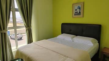 Free WiFi, bed sheets