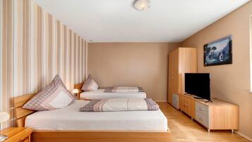 1 Schlafzimmer, Bügeleisen/Bügelbrett, kostenloses WLAN, Bettwäsche