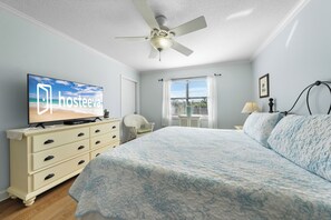 Signature Condo, 3 Bedrooms, Fireplace, Lakeside | 3 bedrooms, individually decorated, individually furnished - Mariner Lakes 15 (Orange Beach)